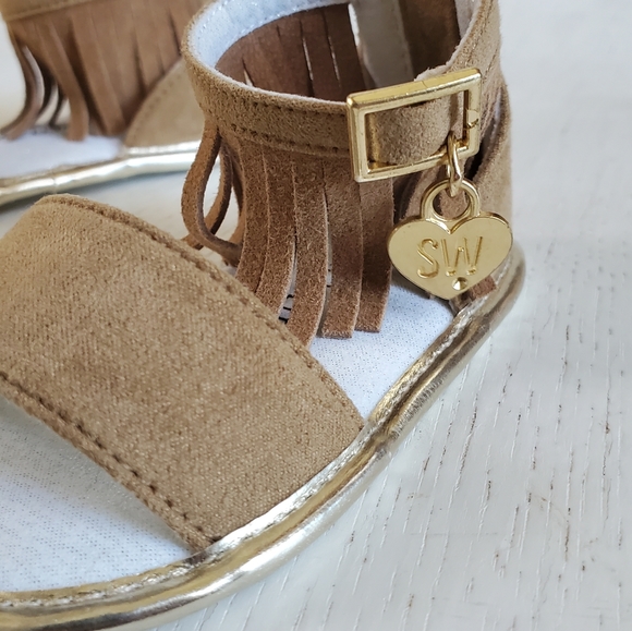 Stuart Weitzman Baby Gladiator Sandals 2 - Picture 4 of 8